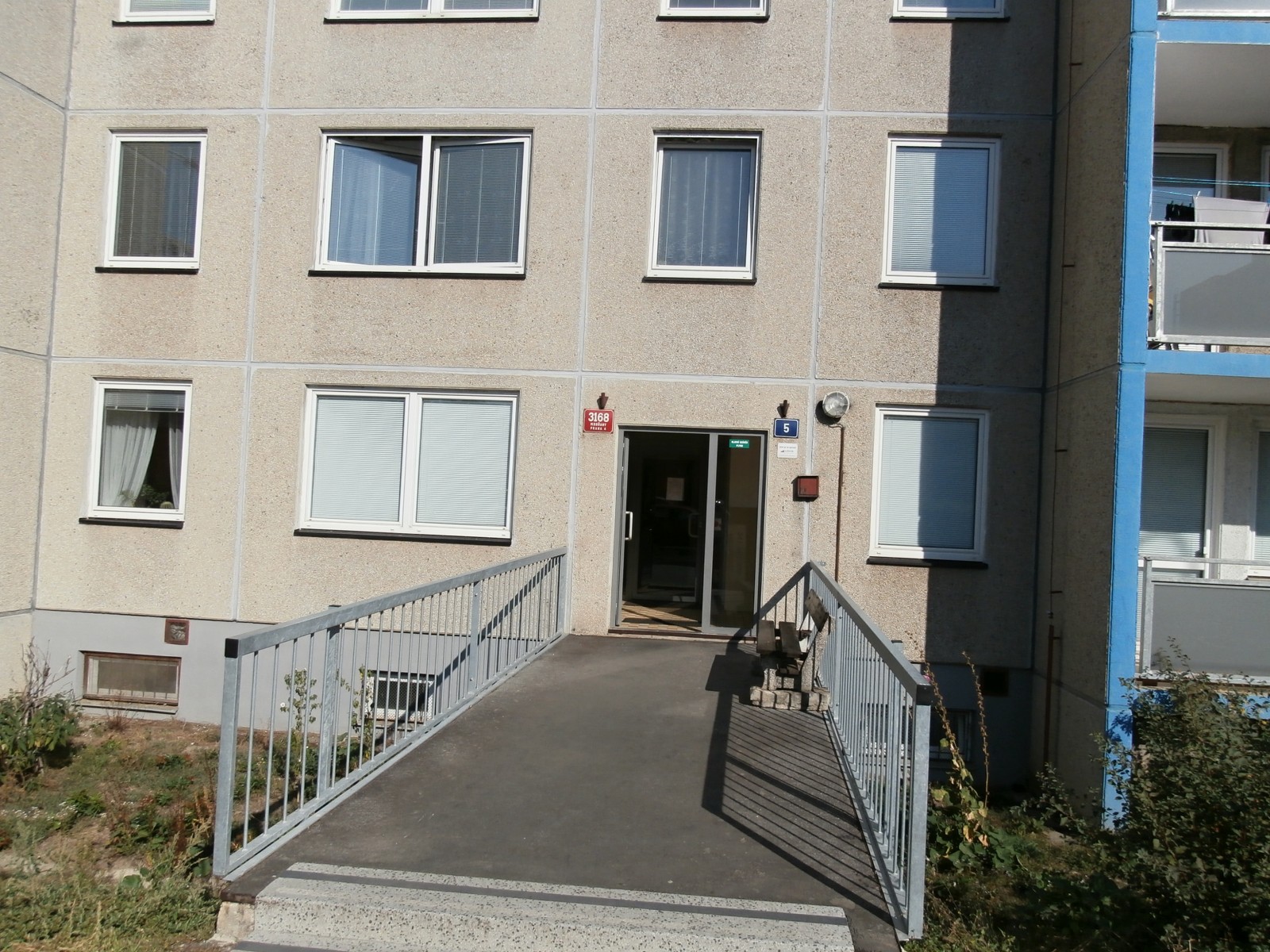 Prodej bytu 1kk, 30m2, OV, Angelovova, Praha 4 - Modřany