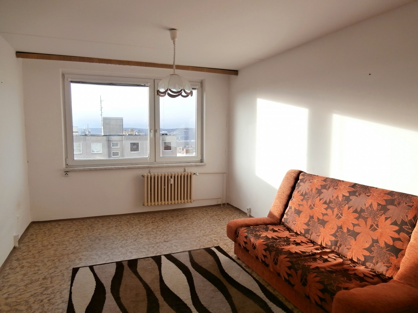 Pronájem bytu 1+kk, OV, 30m2, Petržílova, Praha 12 - Modřany