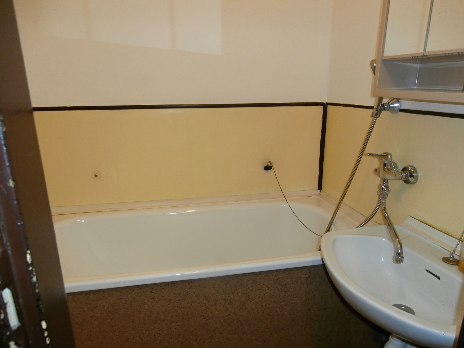 Pronájem bytu 2+1,OV, 50m2, Jihlavská, Praha 4 - Michle