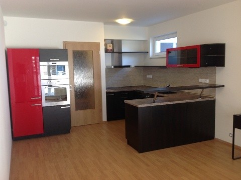 Prodej bytu 2+kk/T, OV, Chlebovická, Praha 9 - Letňany