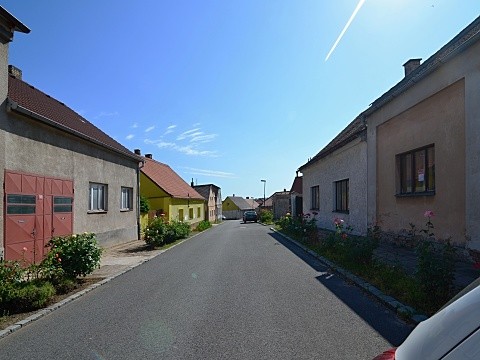 Prodej řadového RD, Žižkova, Týnec nad Labem - Kolín