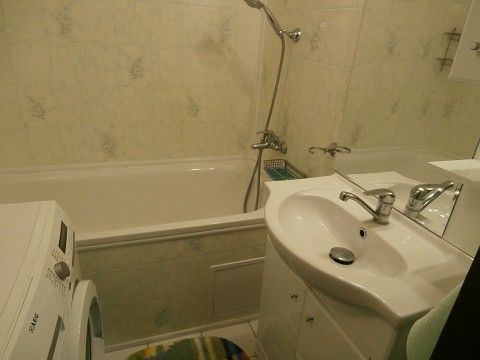 Prodej bytu 3+1/L, OV, 75m2, Kutilova, Praha 4 - Modřany