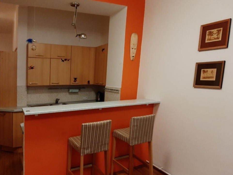 Pronájem bytu 2+kk/B, 57m2, Dvorecké náměstí, Praha 4 - Podolí