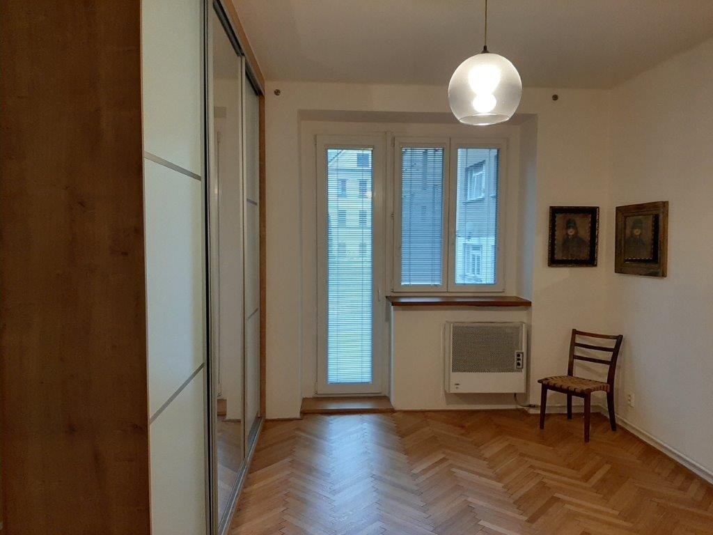 Pronájem bytu 2+kk/B, 57m2, Dvorecké náměstí, Praha 4 - Podolí