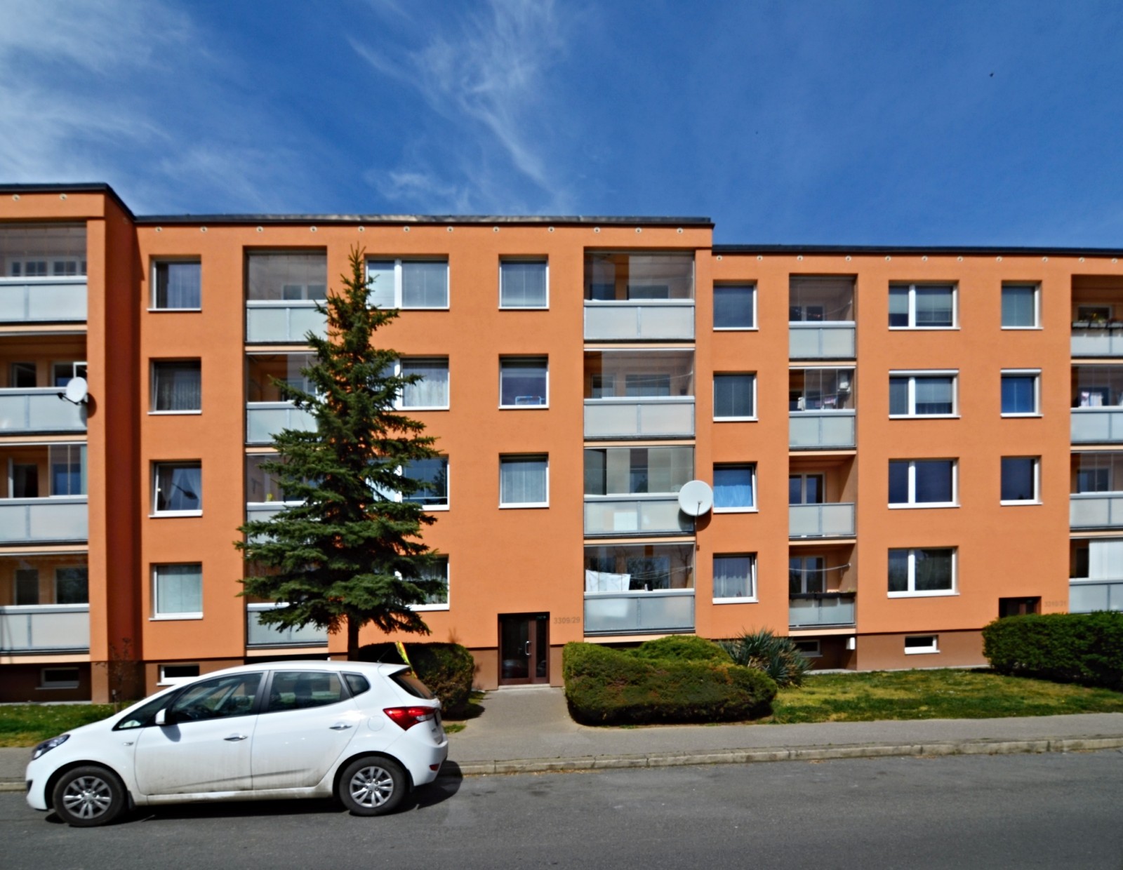 Prodej bytu 4+1/L, 93m2, OV, Petržílova, Praha 4 - Modřany