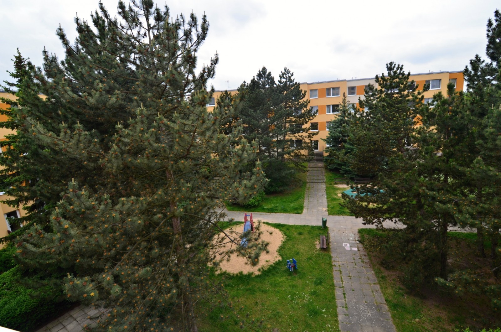 Prodej bytu 4+1/L, 90m2, OV, Vokrojova, Praha 4 - Modřany