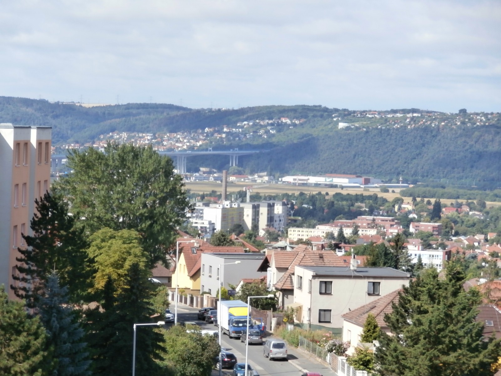 Pronájem 2+kk/L, OV , 44m2, Urbánkova, Praha 4 - Modřany