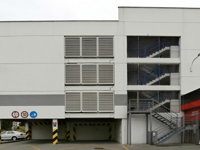 Pronájem garáže, 17 m2, OV