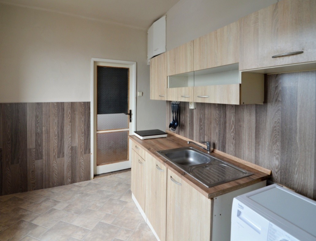 Prodej bytu 2+1/B, 56m2, OV, Střimelická, Praha 4 - Záběhlice