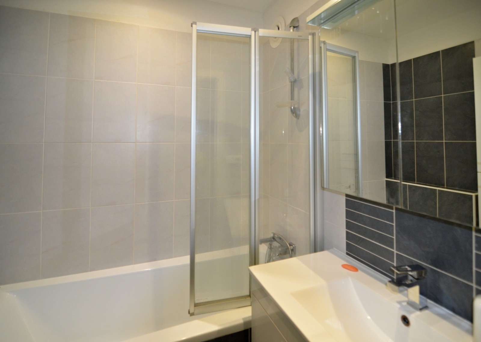 Pronájem bytu 3+1/L, 78m2, OV, Urbánkova, Praha 4 - Modřany