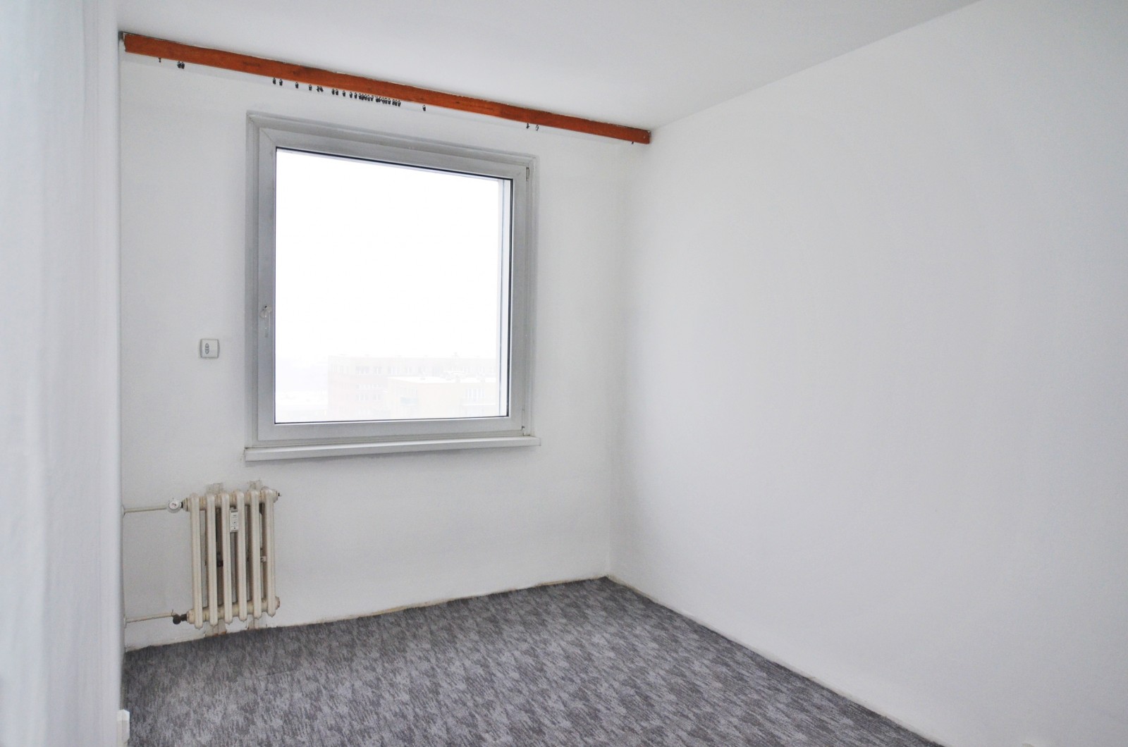 Pronájem bytu 2kk, OV, 41m2 v Praze 4, Jordana Jovkova, Praha 12 - Modřany