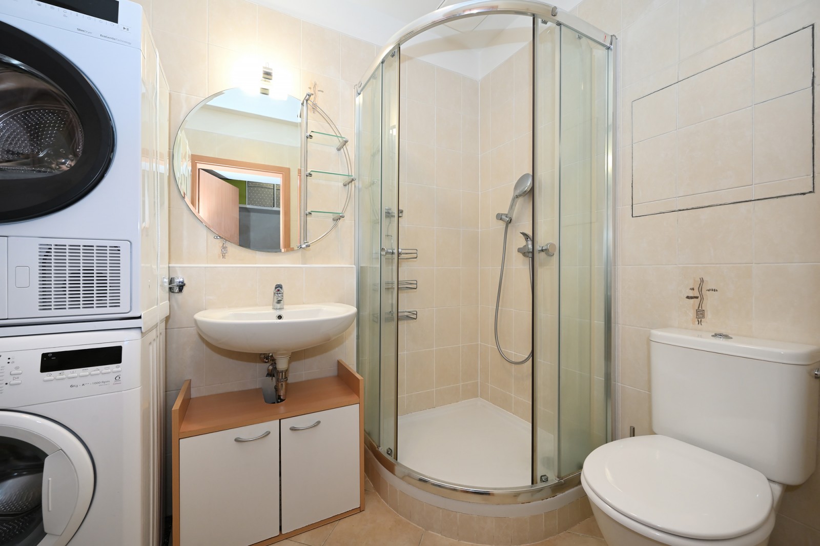 Prodej bytu 1kk, 35 m2 + balkon 3,4 m2, Otradovická, Praha 4 - Kamýk