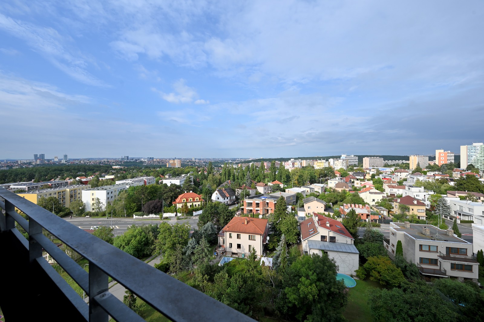 Prodej bytu 1kk, 35 m2 + balkon 3,4 m2, Otradovická, Praha 4 - Kamýk